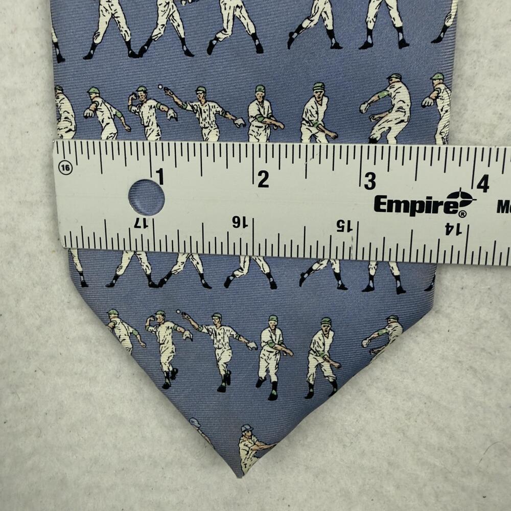 Vintage ALYNN Silk Necktie Baseball Players Sports Novelty Print Blue Tie - Picture 8 of 11